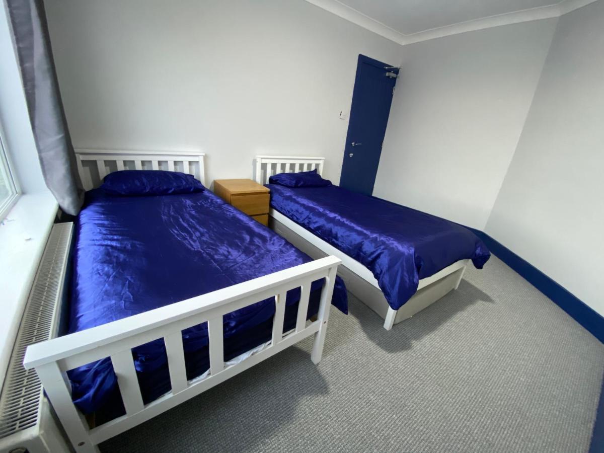 Harewood Lodge - Single And Double Rooms Self Serve Apartment King's Lynn Eksteriør billede