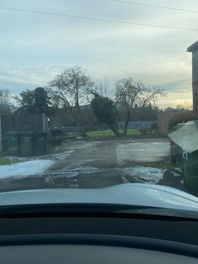 Harewood Lodge - Single And Double Rooms Self Serve Apartment King's Lynn Eksteriør billede
